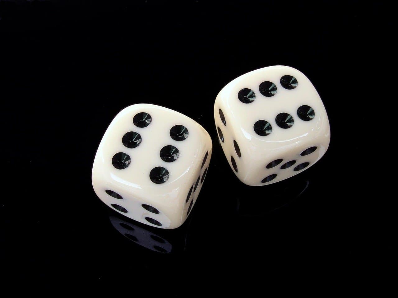 Slot Mobile vs Desktop: Perbedaan Teknis yang Nyata dan yang Cuma Mitos